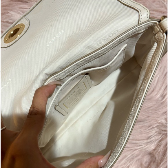 Coach turn lock purse - Picture 5 of 6